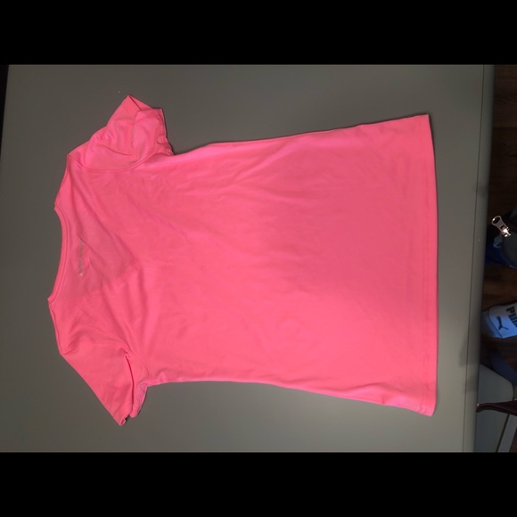 Under armour dri fit - Picture 2 of 3